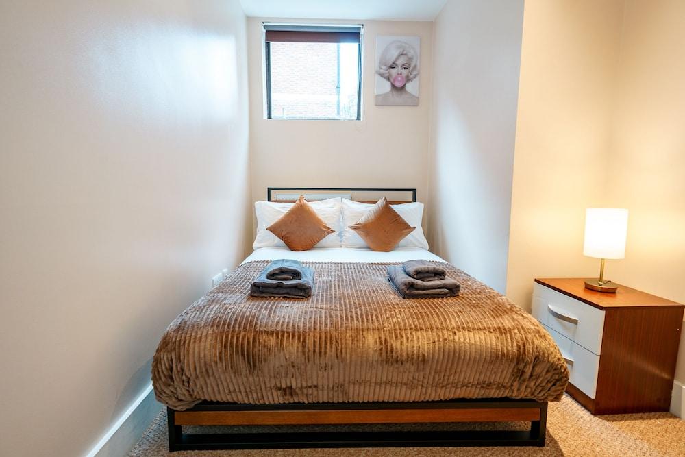 Immaculate 3-bed House in Central London