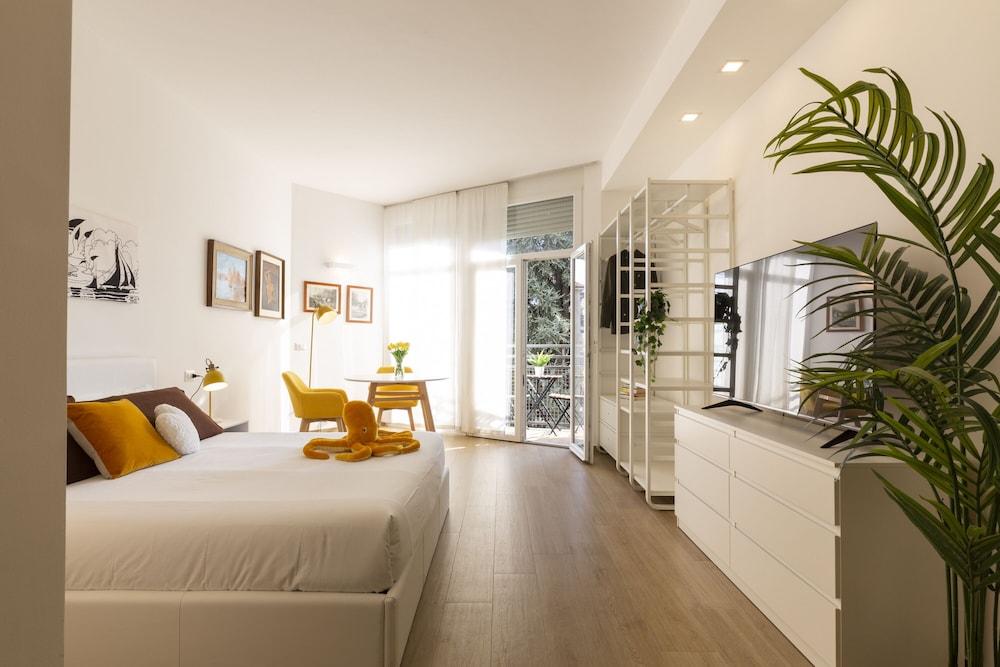 notaMi - Tulipani 19 - Flower District