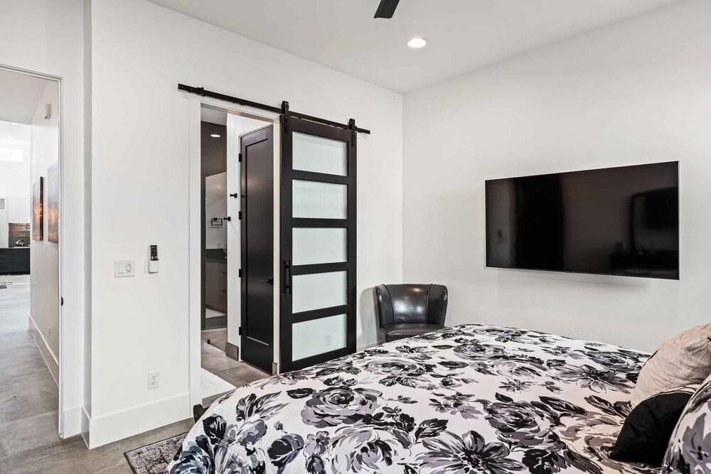 Bella Casa 5 Bedroom Home