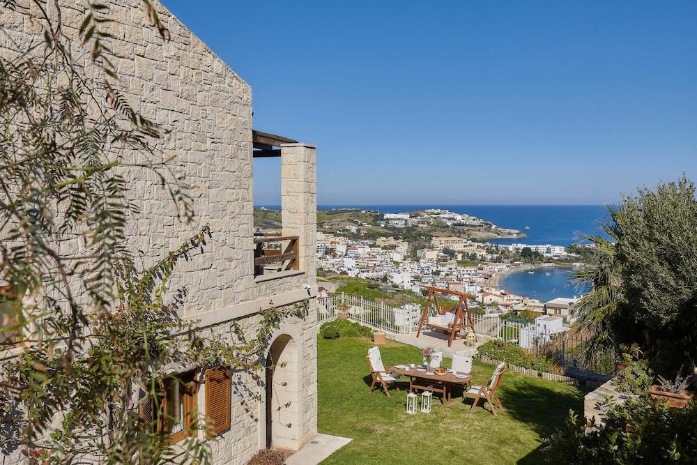 Villa Paradissi in Crete