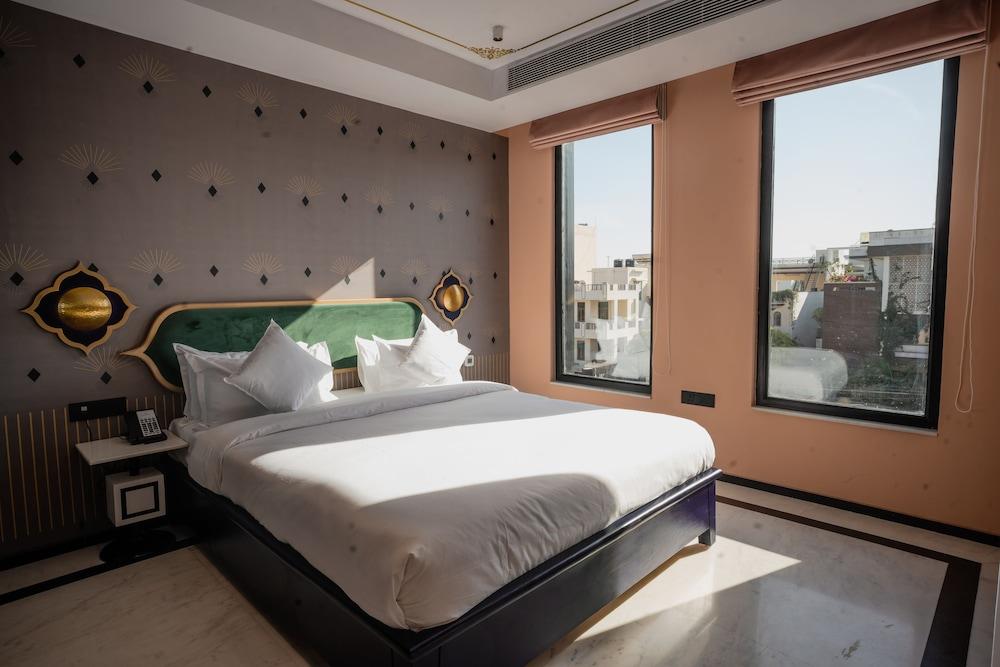 Bur Dera A Boutique Luxury Hotel