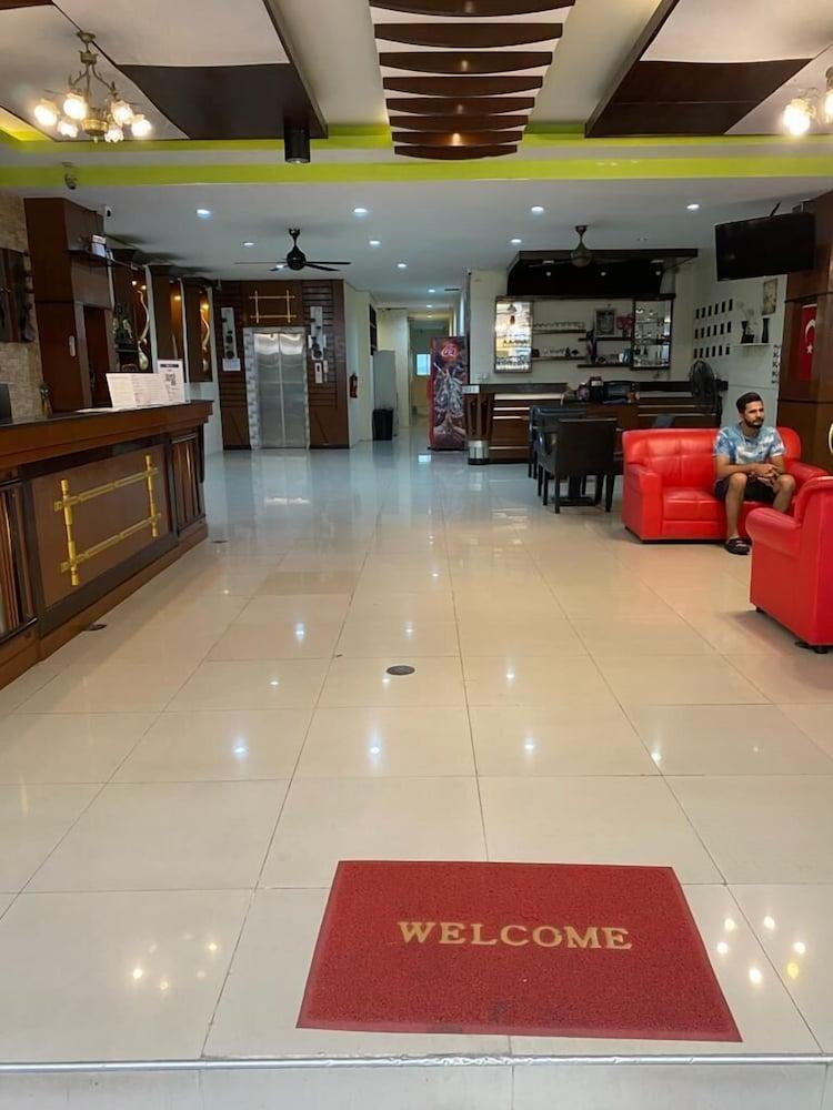 Lavender Patong Hotel