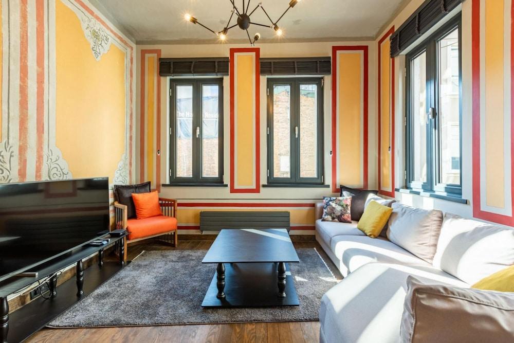 Historical Flat With Turkish Hammam