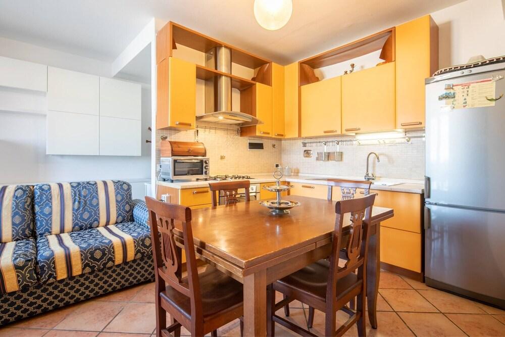 Suite a Prato con 2 Balconi