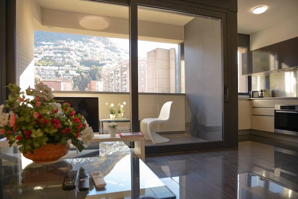 New Central Plaza Apartment 1