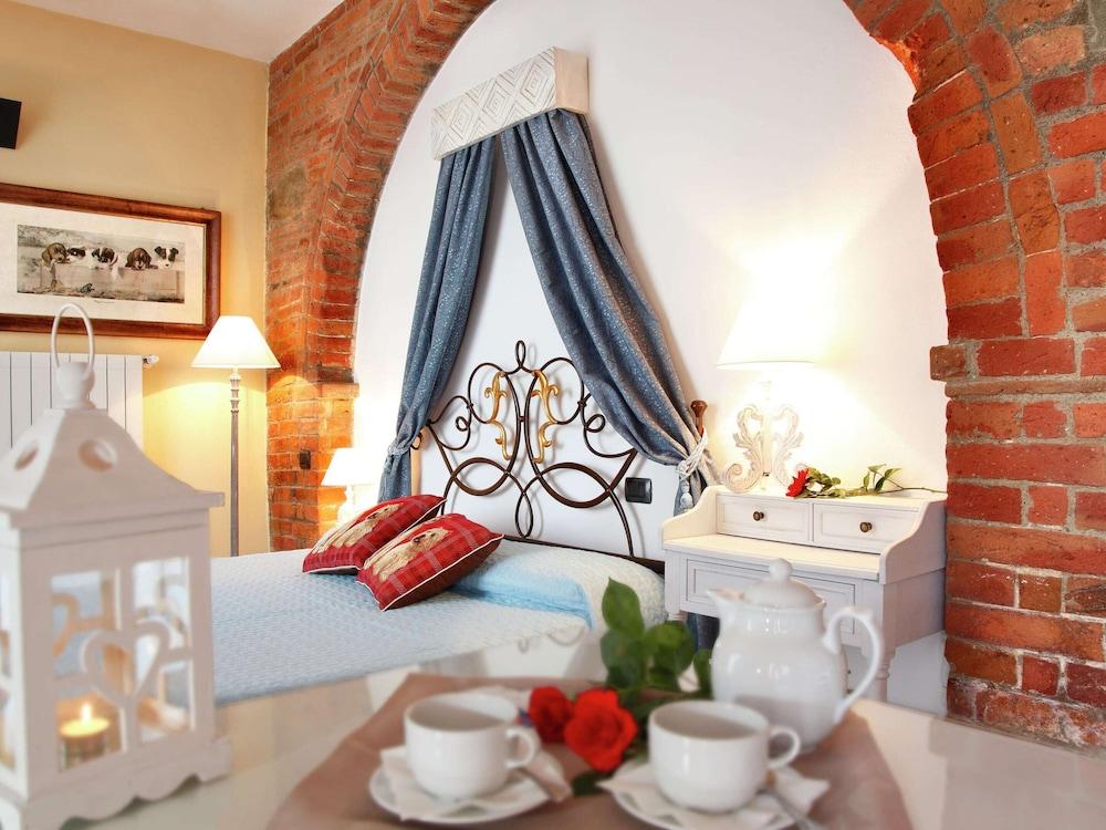 Rustic Elegance in Montepulciano