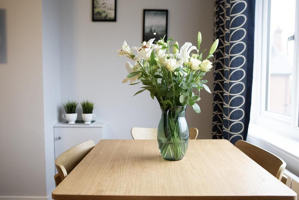 The Hideout With Hot Tub Buxton