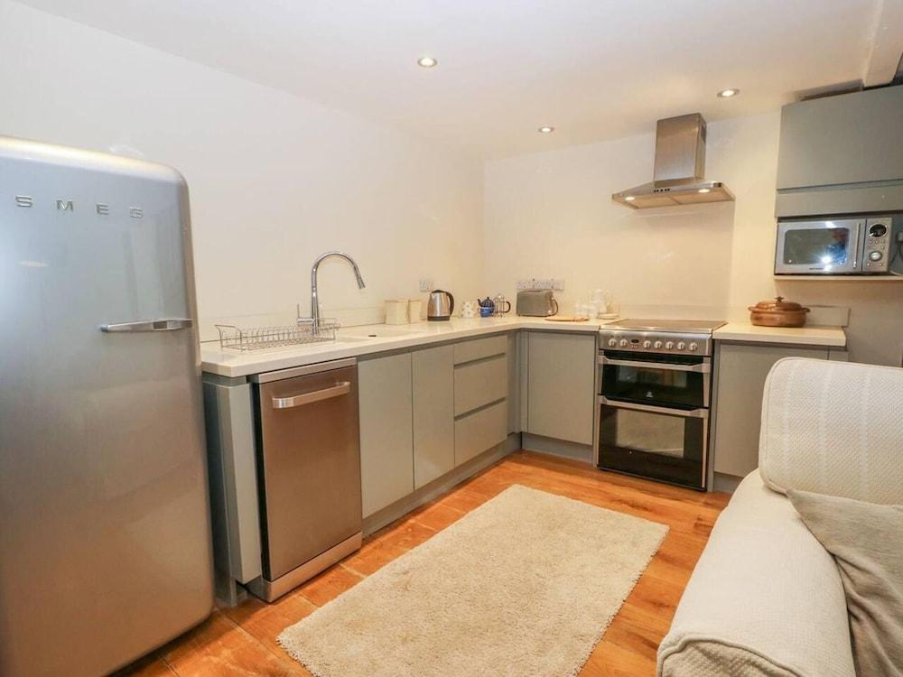 Charming 2-bed Cottage in Otley