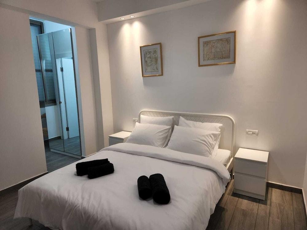 Uziel Apartments - By Paybox 1