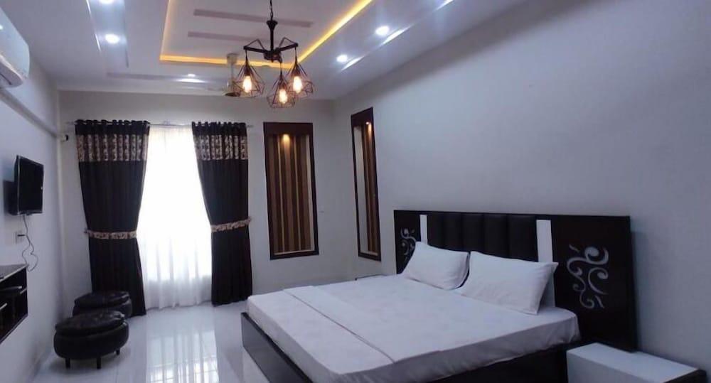 Travelodge Guesthouse