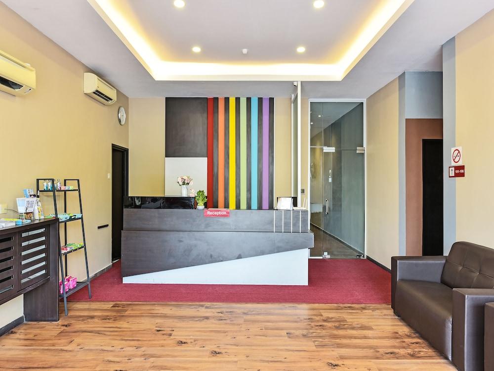 OYO 90701 Venomi Hotel