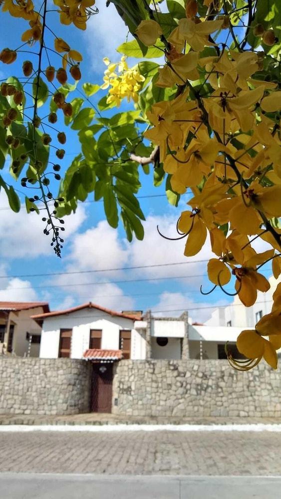 conceitual hostel natal