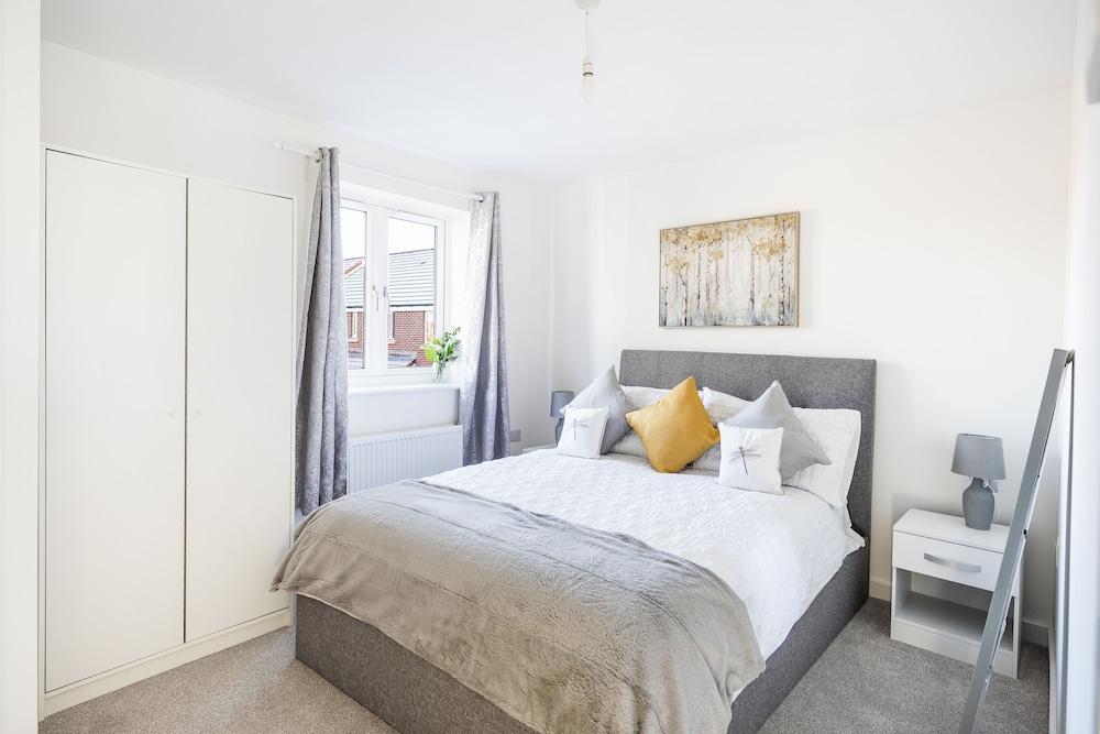 Fortified Three Bedroom Home Bristol