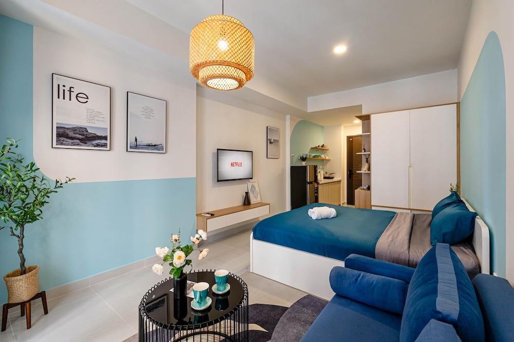 SOHO Residence & Hotel