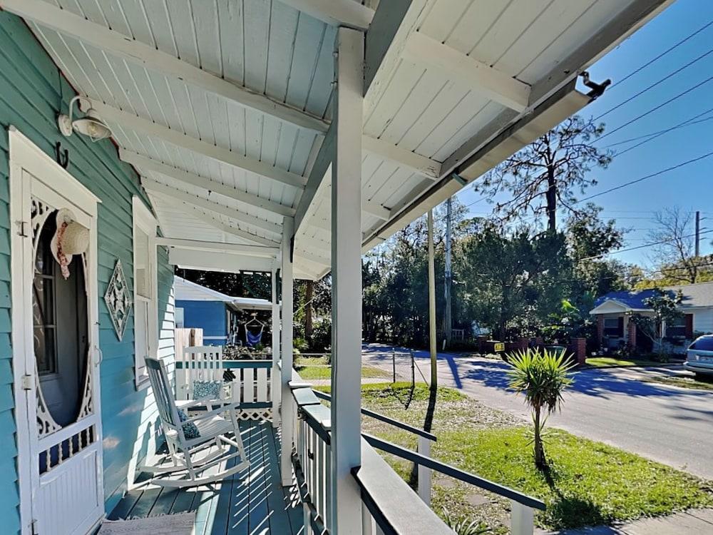 Cozy Casita by Distinctive Beach Rentals