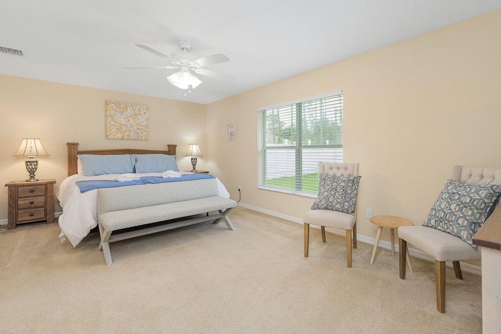 Paradise at the Palms