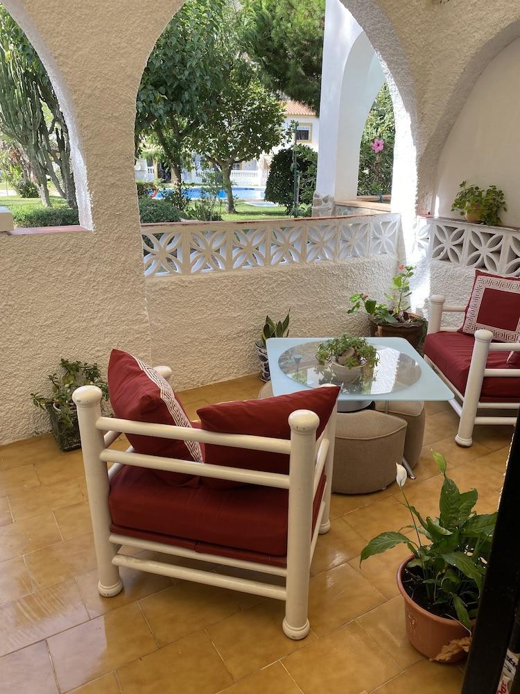 Chalet adosado corta temporada