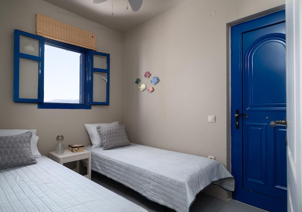 Absolute Perdika Aegina