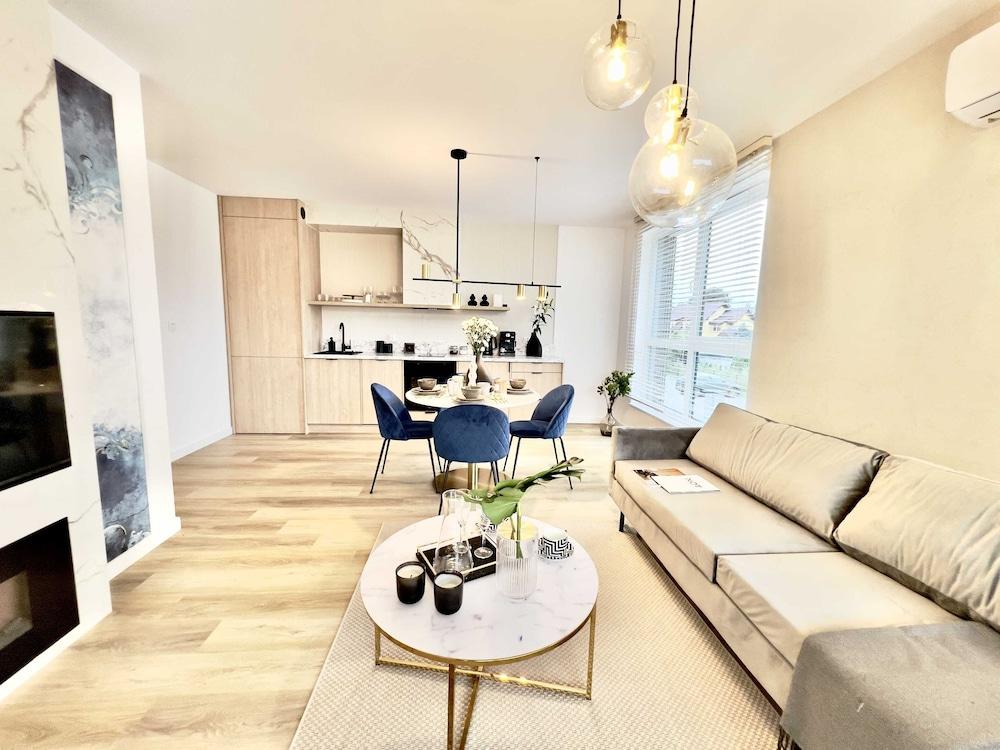 Pearl Apartment - LoftAffair