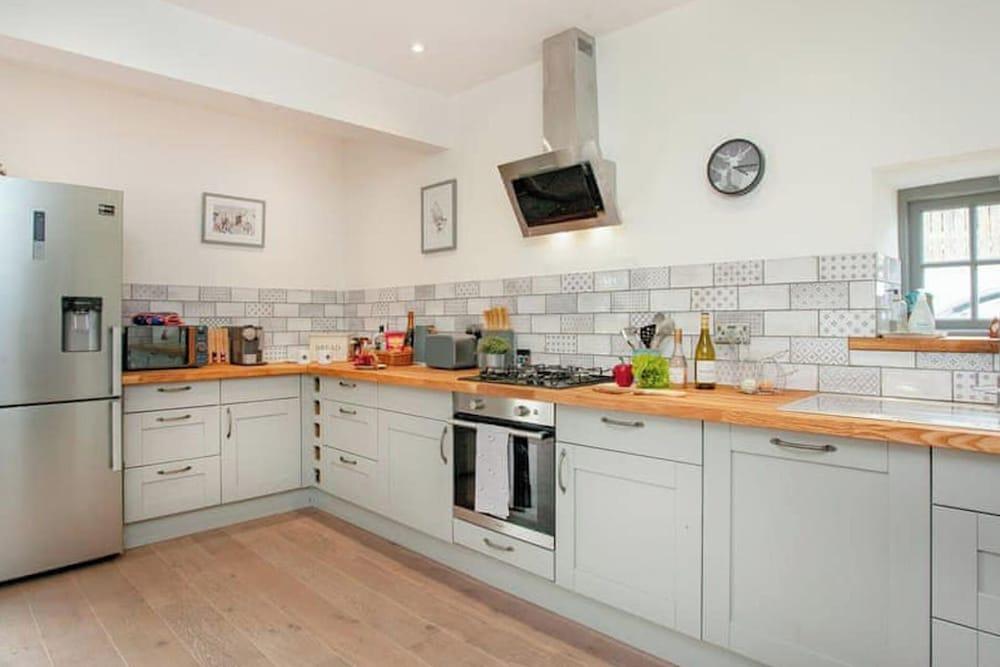 Cosy Cottage in the Blackdown Hills, Devon