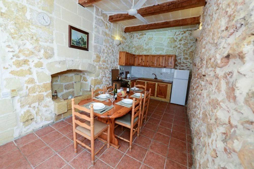 Enchanting Rustic Farmhouse With Swimming Pool