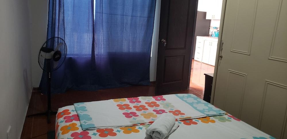 Mom's house colombia