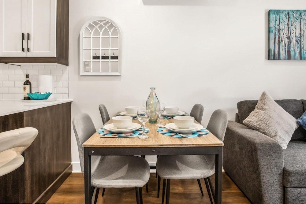 M11 Upscale Comfy Studio w AC in Perfect Location