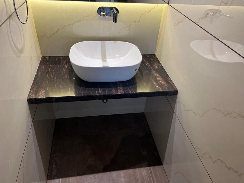 Hotel Ranjitha Palace Raichur