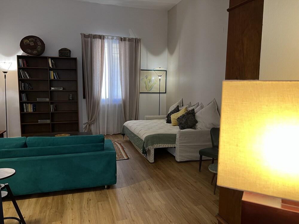 HouSmart Senzanome 9-3