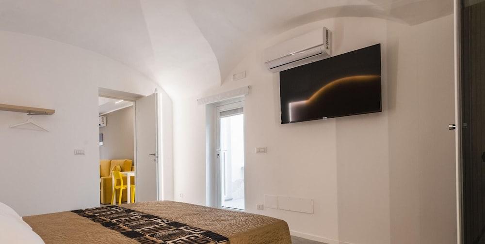 Cutrone 18 by Wonderful Italy