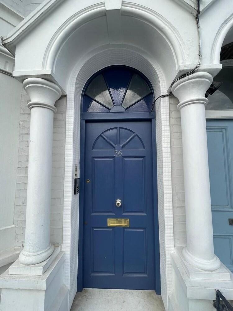 2BR Apt in Fulham by SOJO