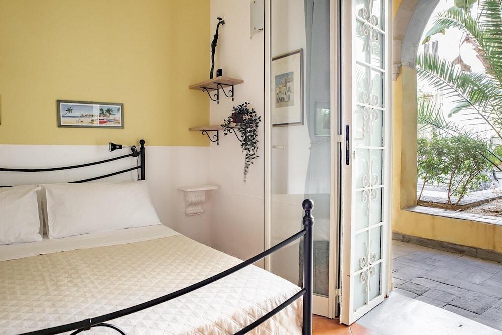 Oltremare Studio I by Wonderful Italy