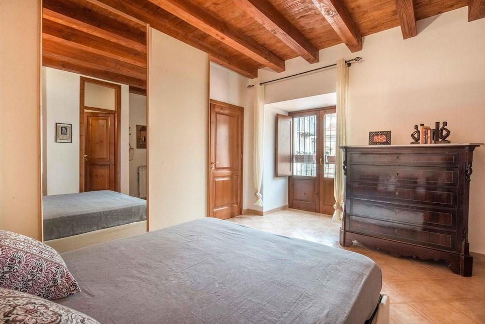 Nice Apartment in Palazzo Vatticani