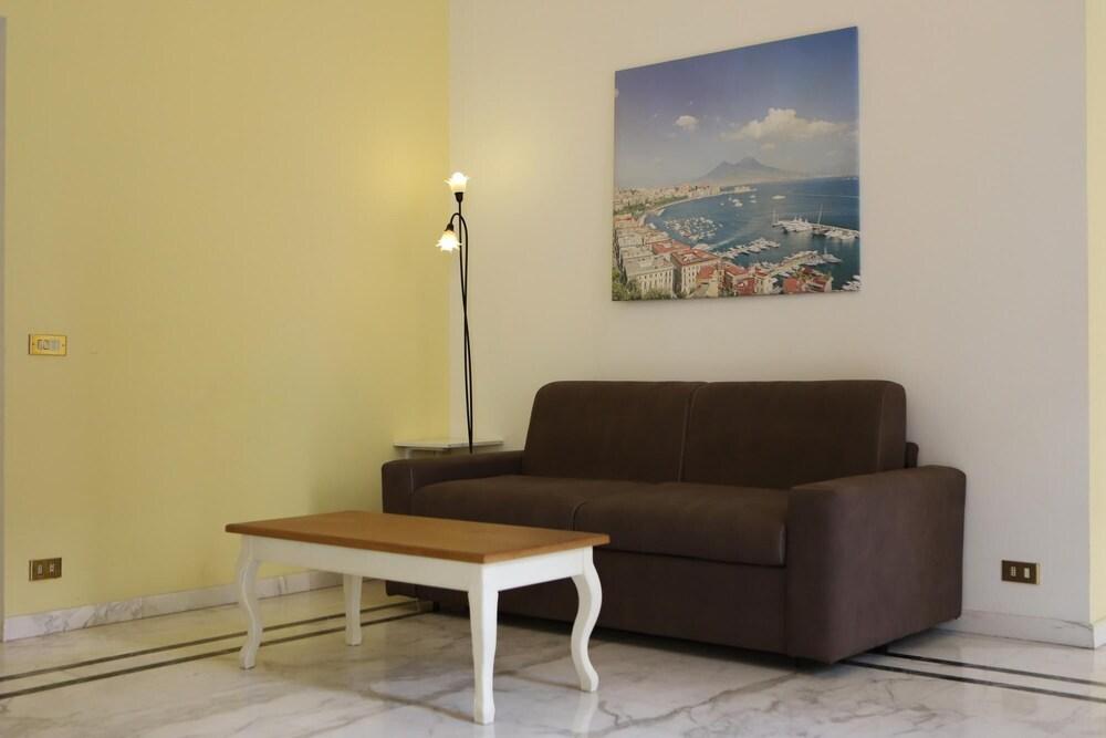 Re Vittorio Emanuele Apartment