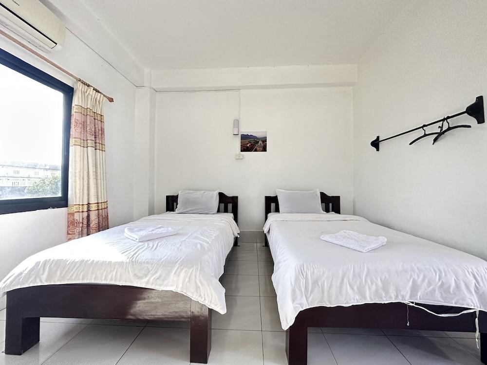 VangVieng Santara Hotel