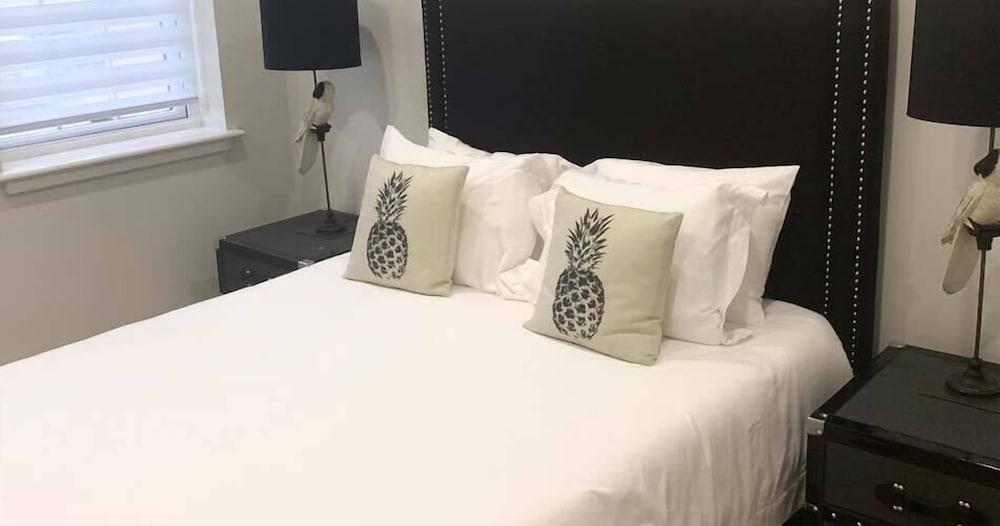 Palm Cay Beach Club & Marina