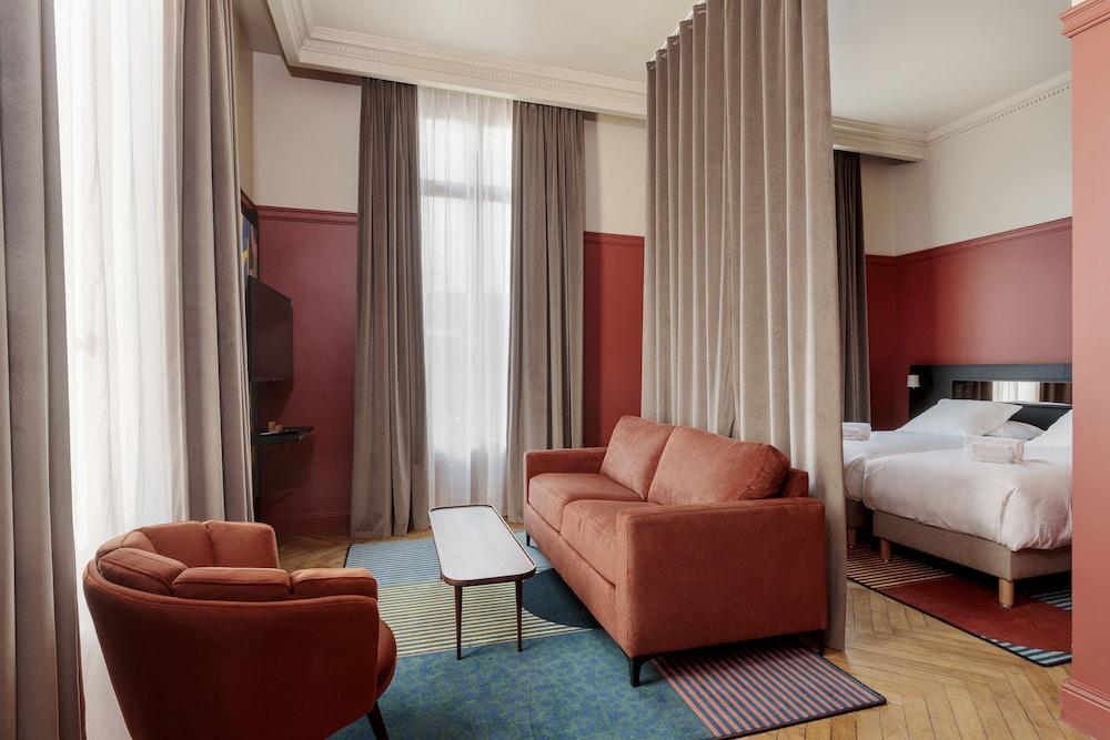 Hôtel Corneille - Entrée autonome, réception en ligne -Encore Mieux