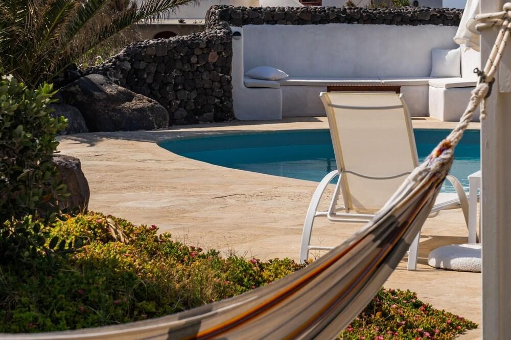 Villa Celma in Santorini