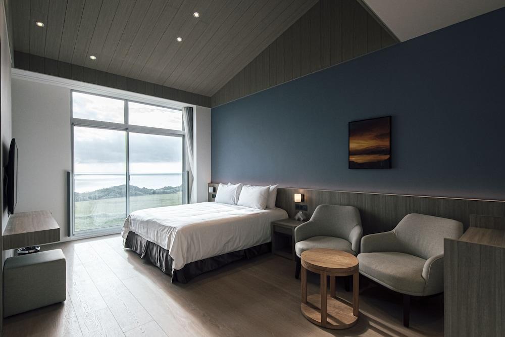 Sunlight on the peninsula