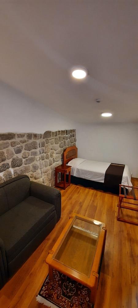 TURI WASI HOUSE BOUTIQUE