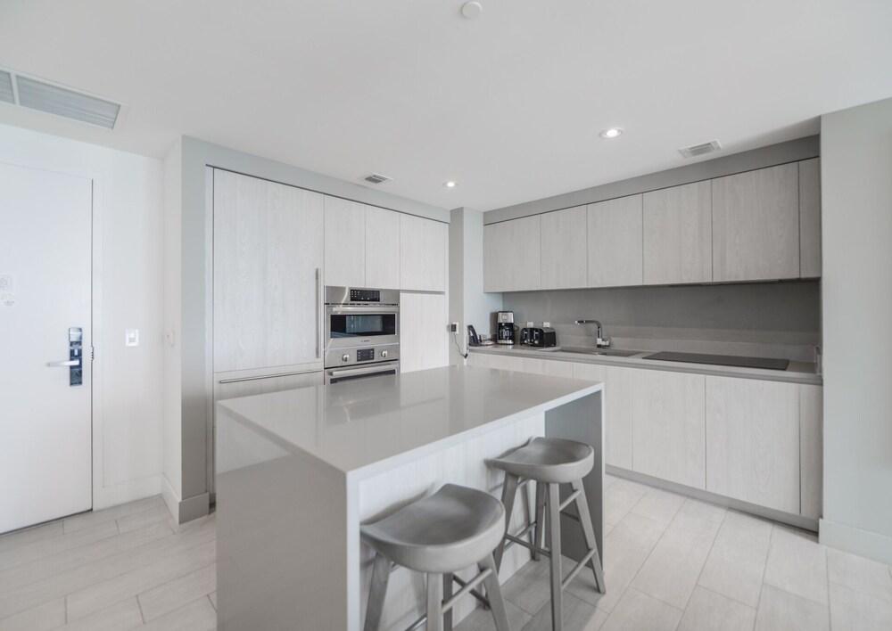 Exquisite 2 BRCondo At Hyde Beach House