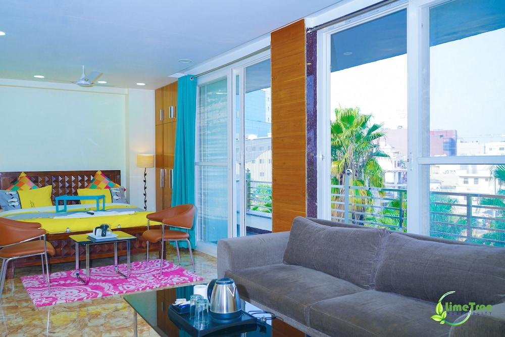 Lime Tree Hotel Near 32nd Milestone