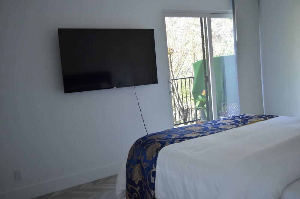 Dimond Abode Vacation Rental 3428