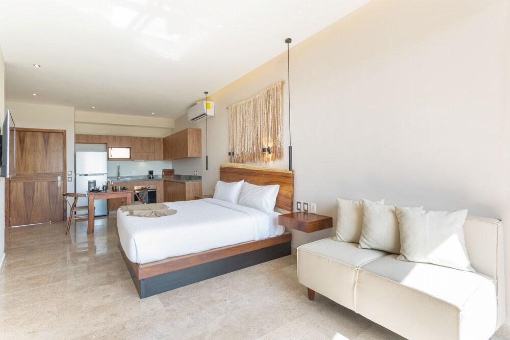 Adora Tulum 411 By Lockey