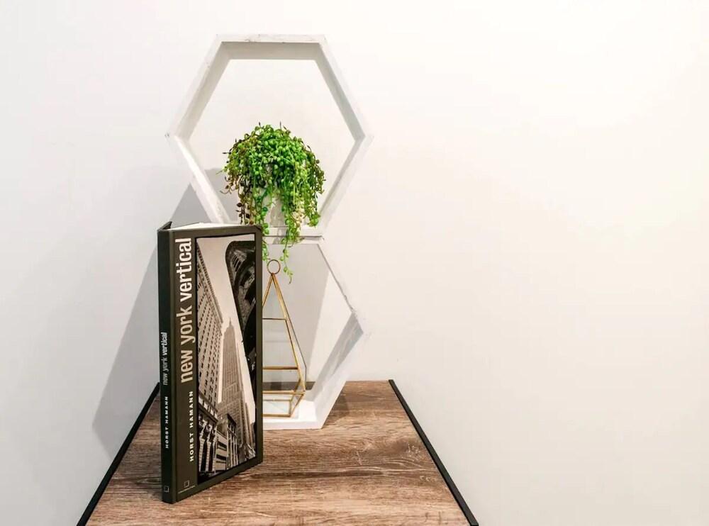 City Apartment Hideaway In Cbd