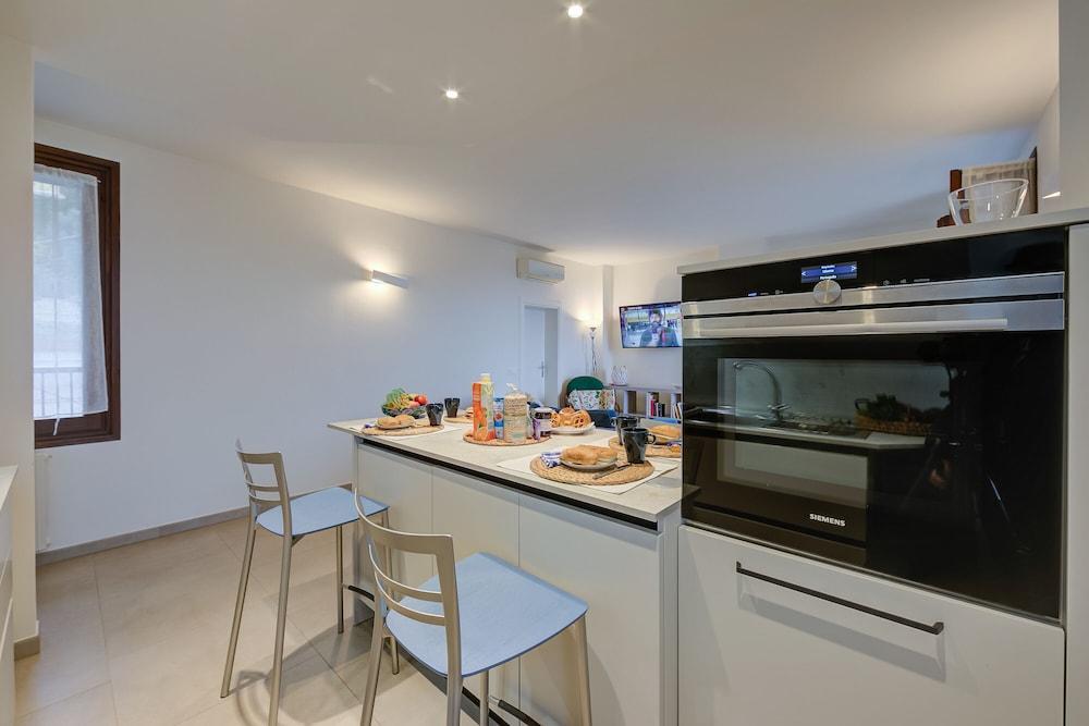 Agata Maisonette With Lake View