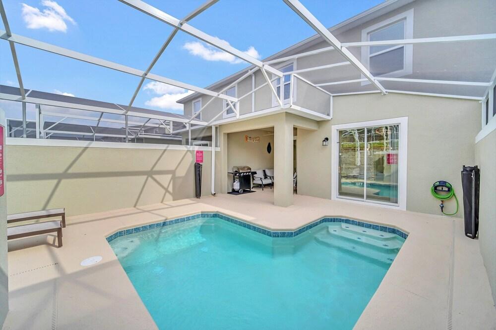 1134 Kingsbarn Street