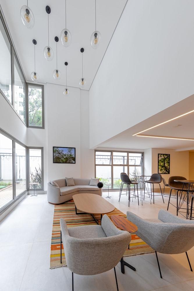 Smart Charlie Frei Caneca - Soft Opening