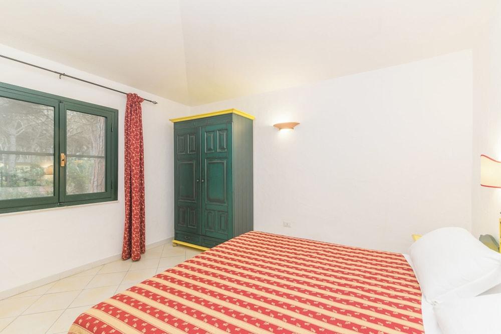 1 Ala Birdi Cottage 150m From The Beach