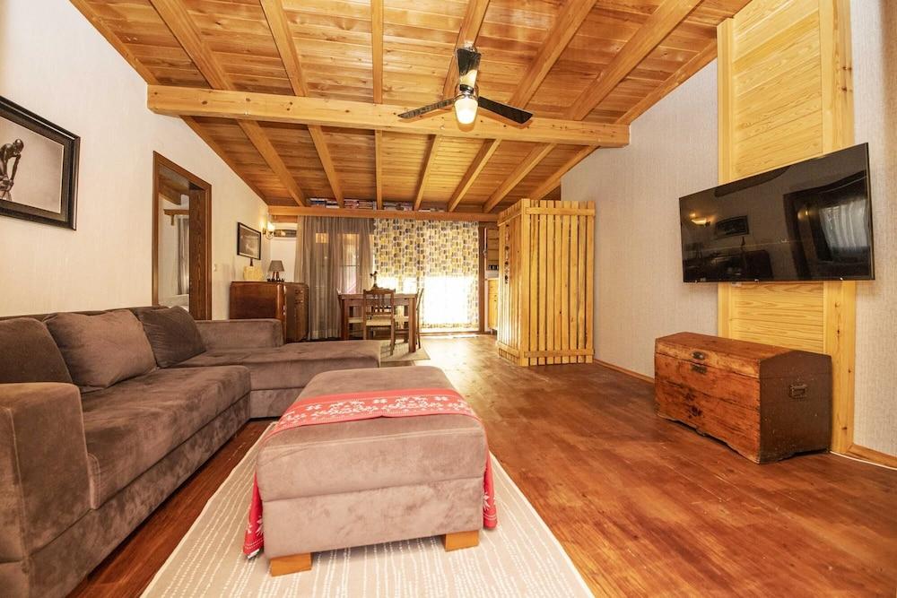 Invigorating Home Surrounded by Nature in Gumusluk